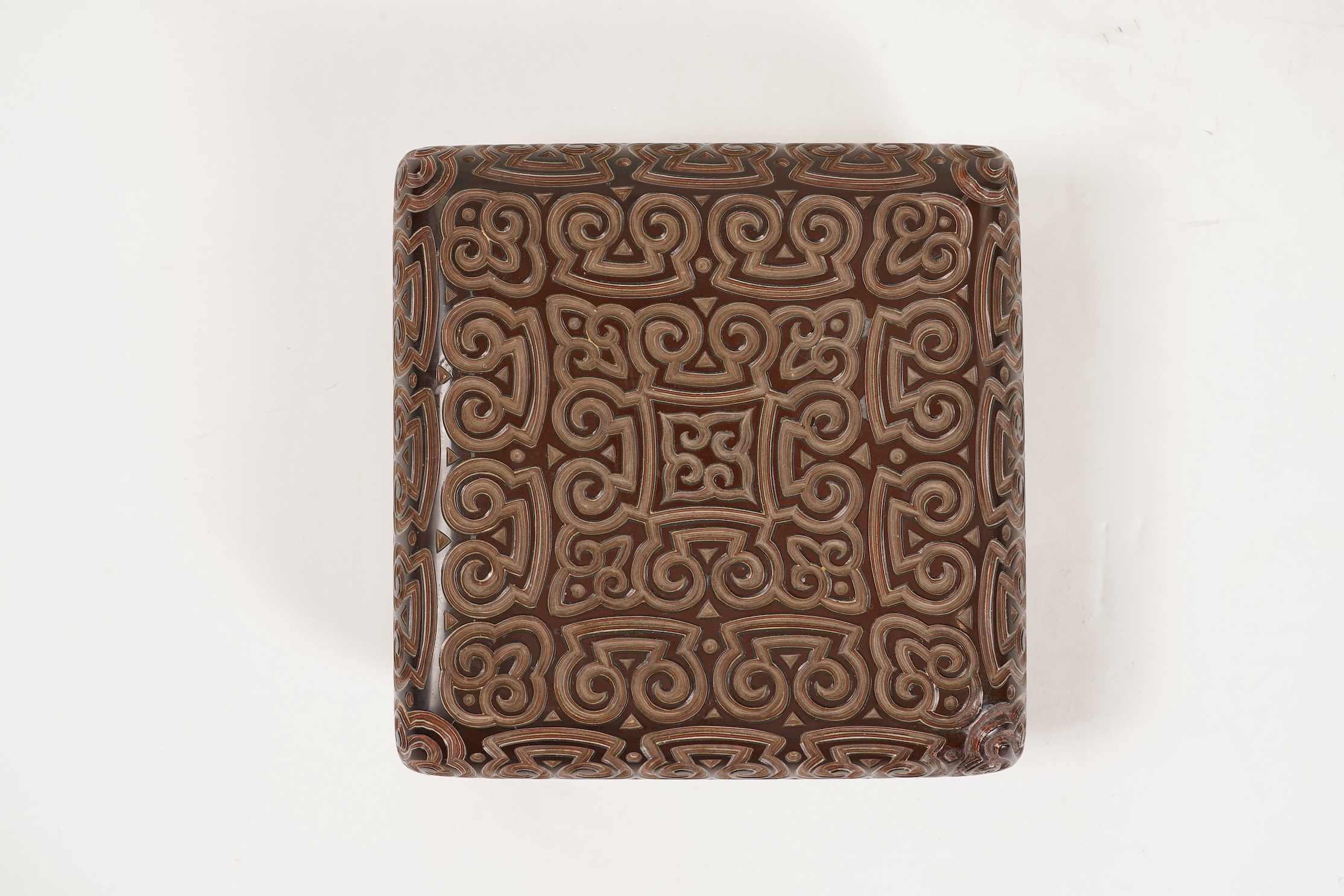 A Chinese tixi lacquer square box and cover, 17th/18th century